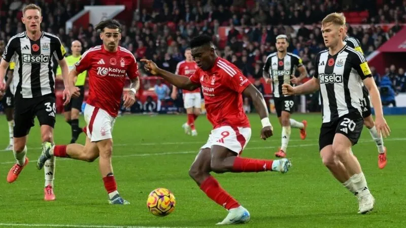 Newcastle đấu với Nottingham Forest: Phân tích chiến thuật và dự đoán kết quả