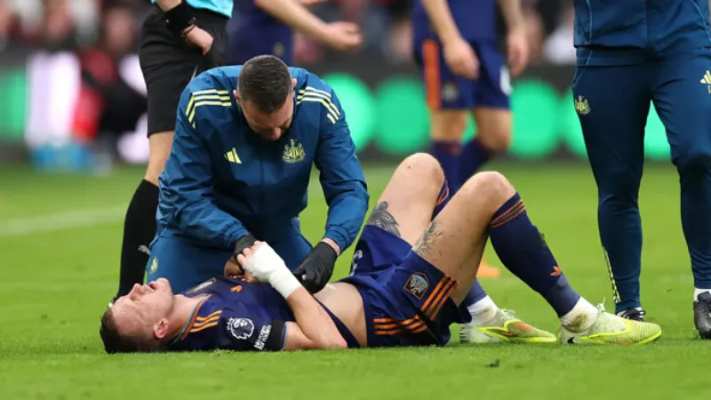 Ảnh hưởng của chấn thương và tình hình lực lượng Newcastle tới chiến thuật